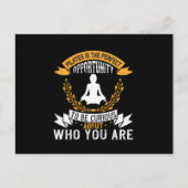 ピラティスは自分をチェックする絶好の機会だ ポストカード (正面)