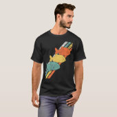 ピラニア釣り漁師 Tシャツ (正面フル)