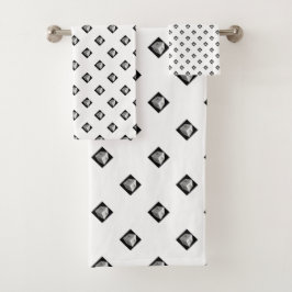 ピラミッド型立方体の白の繰り返し バスタオルセット