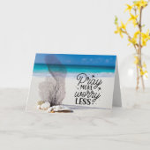 ピリピ4:6-7より祈も心配の少ない砂のビーチ カード (黄色い花)