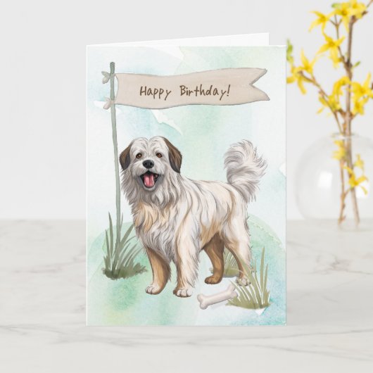 ピレネーの羊飼い犬が誕生日標識の下で繁殖 カード (黄色い花)