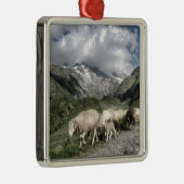 ピレネーの風景 メタルオーナメント (右)