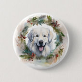 ピレネー犬のクリスマスリース 幸せな犬 缶バッジ (正面)