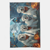 ピレネー素晴らしスハロウィン不気味 キッチンタオル (縦)