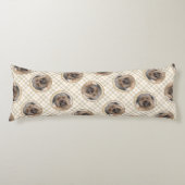 ピレネー絵を描アン・シェパードの長い毛に覆われた犬の芸術 ボディピロー (正面)