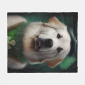 ピレ素晴らしネー犬の聖パトリックの日のドレス フリースブランケット (正面(横))