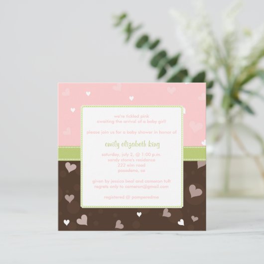 ピンかわいらしクの小さなハートの赤ちゃん 招待状 (スタンド正面)