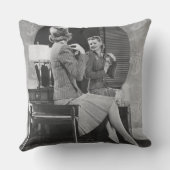 ピンで止めること クッション (裏面)