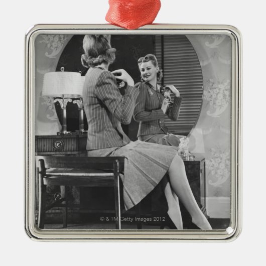 ピンで止めること メタルオーナメント (正面)