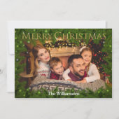 ピンの木の間でキラキラ輝くクリスマス 家族の写真 シーズンカード (正面)