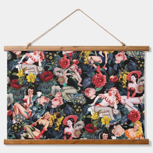 ピンアップIII 吊り下げ型タペストリー (正面)