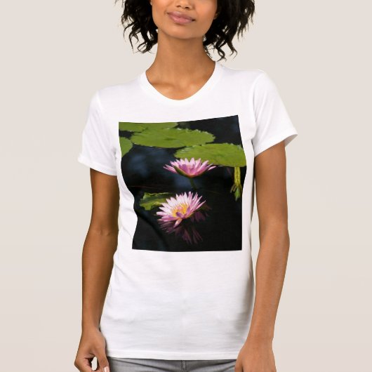 ピンキパープルロータス《植物》スイレンTシャツ Tシャツ (正面)