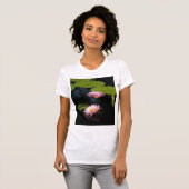 ピンキパープルロータス《植物》スイレンTシャツ Tシャツ (正面フル)
