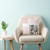 ピンクあなたの写真を追加Ginghamモノグラムモダン クッション (椅子)