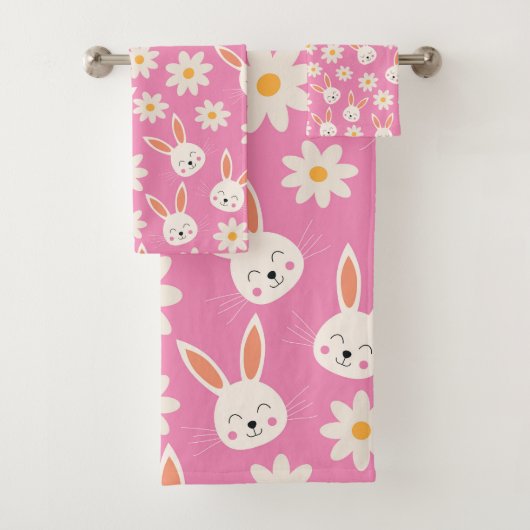 ピンクおもしろいに白い花をつけるイースターバニー バスタオルセット (インサイチュ)