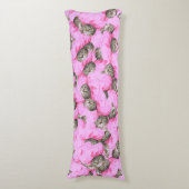 ピンクおもしろいの猫パターン ボディピロー (正面縦)