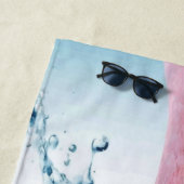 ピンクおもしろい間抜けのフラミンゴがディップ ビーチタオル (インサイチュ)