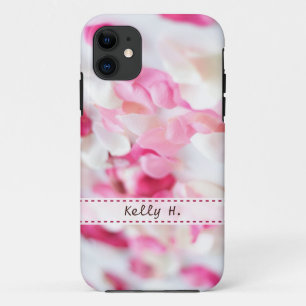 ピンクおよび白いバラの花びら iPhone 11 ケース