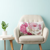 ピンクおよび白いヴィンテージのバラ ランバークッション (椅子)