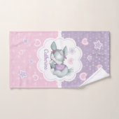 ピンクおよび紫色の名前をカスタムするの睡眠のバニー バスタオルセット (ハンドタオル)