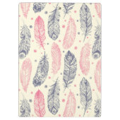 ピンクおよび紫色の民族の羽パターン クリップボード (裏面)