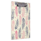 ピンクおよび紫色の民族の羽パターン クリップボード (右)