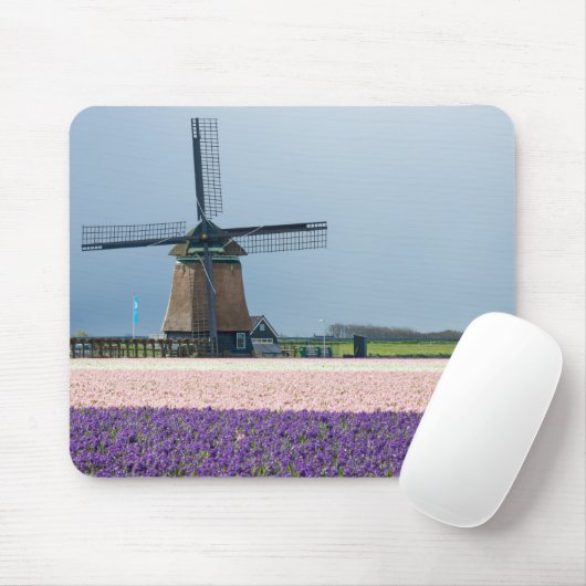 ピンクおよび紫色の花が付いている伝統的な風車 マウスパッド (マウス)