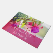 ピンクおよび紫色の花の氏および夫人 ドアマット (アングル)