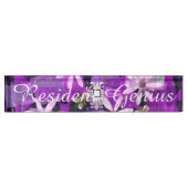 ピンクおよび紫色の花の芸術 デスクネームプレート (正面)