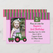 ピンクおよび緑の女の子のトラクターの誕生日の招待 招待状 (正面/裏面)