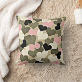 ピンクおよび緑の迷彩柄のハートの装飾用クッション クッション (ブランケット)