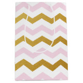 ピンクおよび金ゴールドのシェブロンパターンギフトバッグ ミディアムペーパーバッグ (正面)