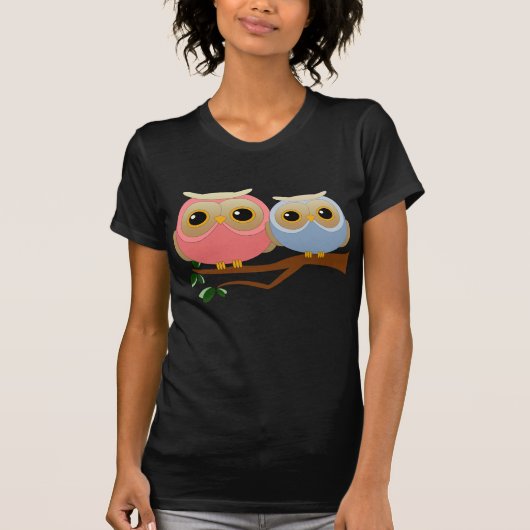 ピンクおよび青いフクロウ Tシャツ (正面)
