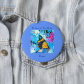 ピンクおよび青い蝶Pinは文字を加えます 缶バッジ (インサイチュ)