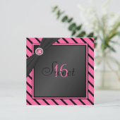 ピンクおよび黒のストライプなSweet sixteenの招待状 招待状 (スタンド正面)