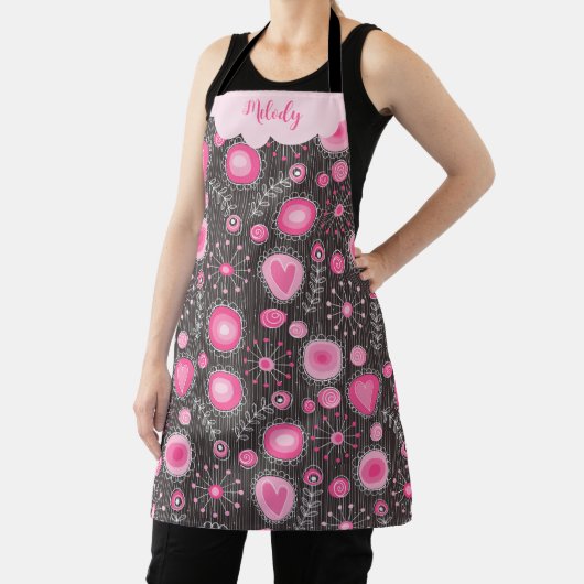 ピンクお洒落の灰色のハートと花のフローラ名 エプロン (インサイチュ)