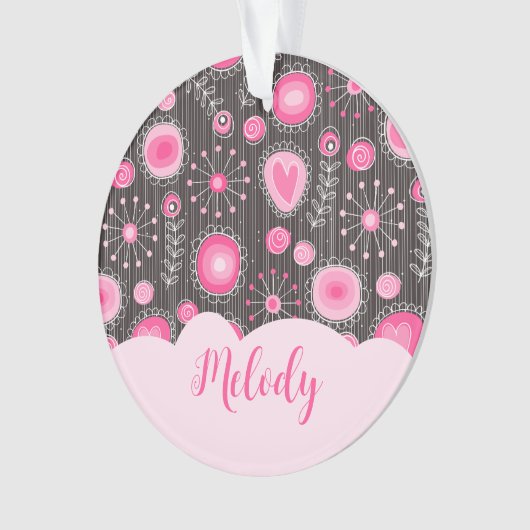 ピンクお洒落の灰色のハートと花のフローラ名 オーナメント (正面)