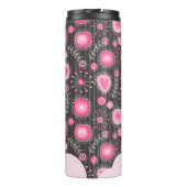 ピンクお洒落の灰色のハートと花のフローラ名 タンブラー (裏面)