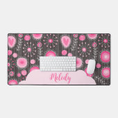ピンクお洒落の灰色のハートと花のフローラ名 デスクマット (キーボード&マウス)
