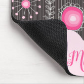 ピンクお洒落の灰色のハートと花のフローラ名 マウスパッド (コーナー)