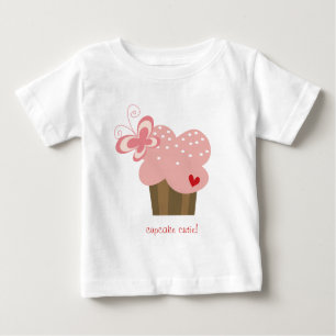ピンクお洒落カップケーキバタフライガール誕生日 ベビーTシャツ