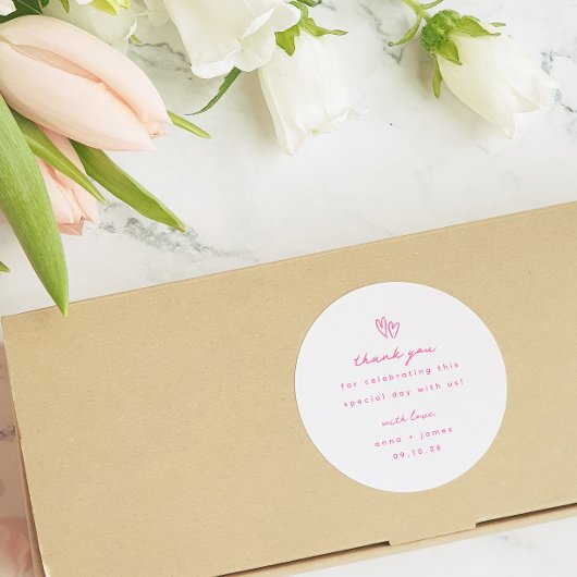 ピンクお洒落ドードルハート結婚式の引き出物 ラウンドシール