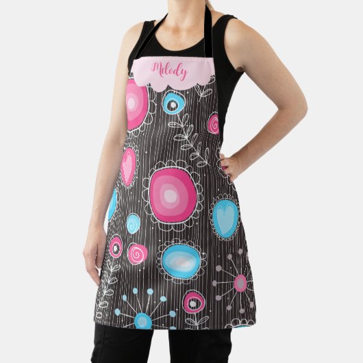 ピンクお洒落ブルーハートと花フローラ名 エプロン (インサイチュ)