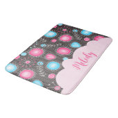 ピンクお洒落ブルーハートと花フローラ名 バスマット (アングル)