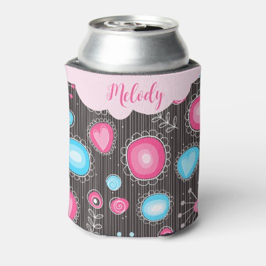 ピンクお洒落ブルーハートと花フローラ名 缶クーラー (缶裏面)