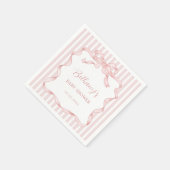 ピンクお洒落赤面リボン女の子ベビーシャワー スタンダードカクテルナプキン (角)