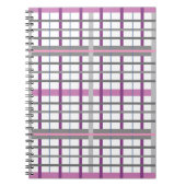 ピンクかわいらしとグレーの格子柄で ノートブック (正面)
