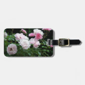ピンクかわいらしと白のバラの花茂み。フローラ ラゲッジタグ (正面横)