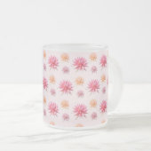 ピンクかわいらしと黄色の花 フロストグラスマグカップ (正面右)