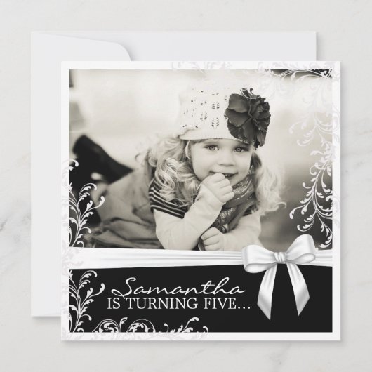 ピンクかわいらしと黒の誕生日パーティーの招待 招待状 (正面)